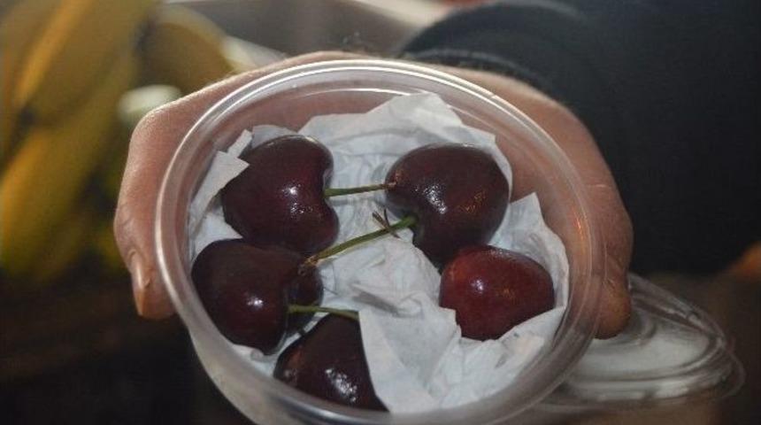 Erik İle Kirazın Fiyatı Cumhuriyet Altını İle Yarışıyor