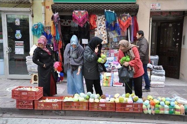 Manisalı Esnafın Hırsızlara Mesajı: