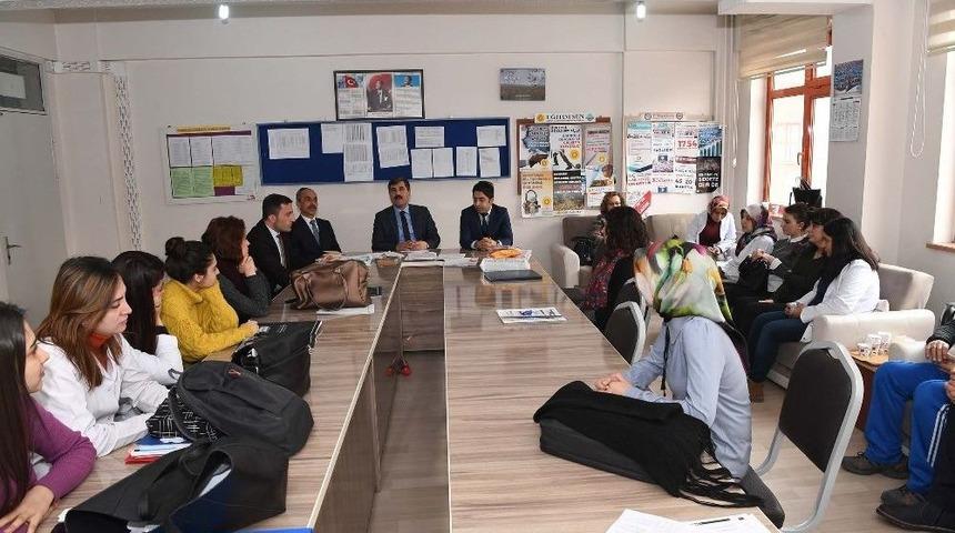 Başkan Asya&rsquo;dan Okul Ziyareti