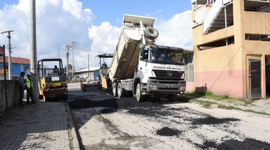 D&uuml;zce&rsquo;de İki Mahallede Asfaltlama Yapıldı