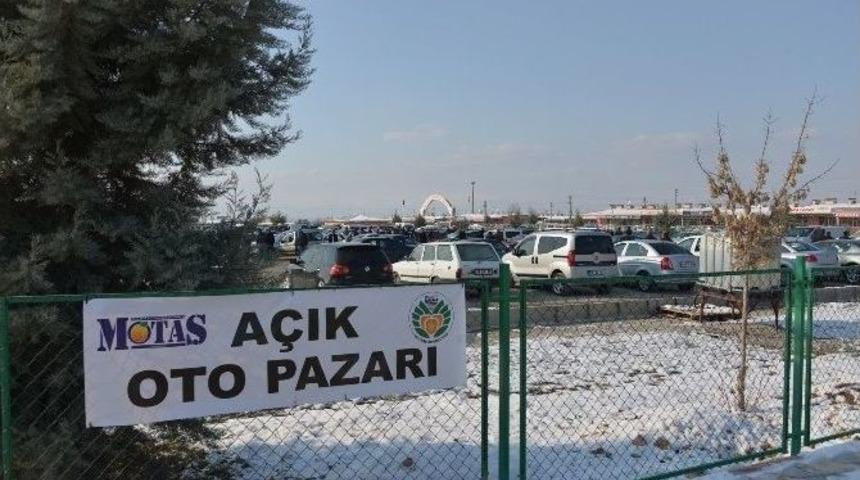 A&ccedil;ık Oto Pazarı Hizmete A&ccedil;ıldı