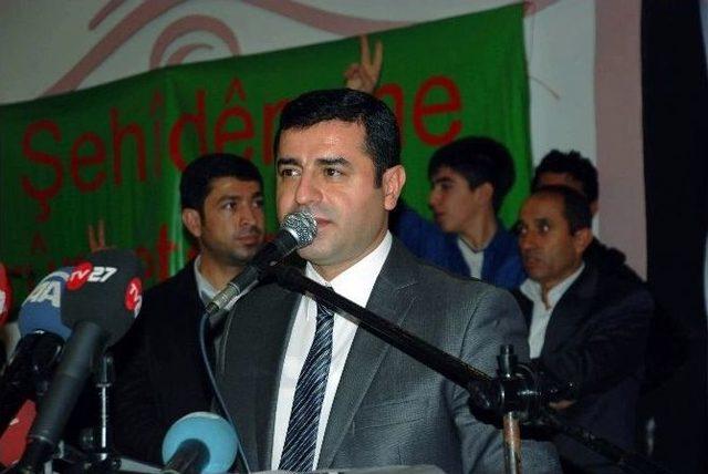 Hdp Eş Genel Başkanı Demirtaş, Partisinin Gaziantep İl Kongresine Katıldı