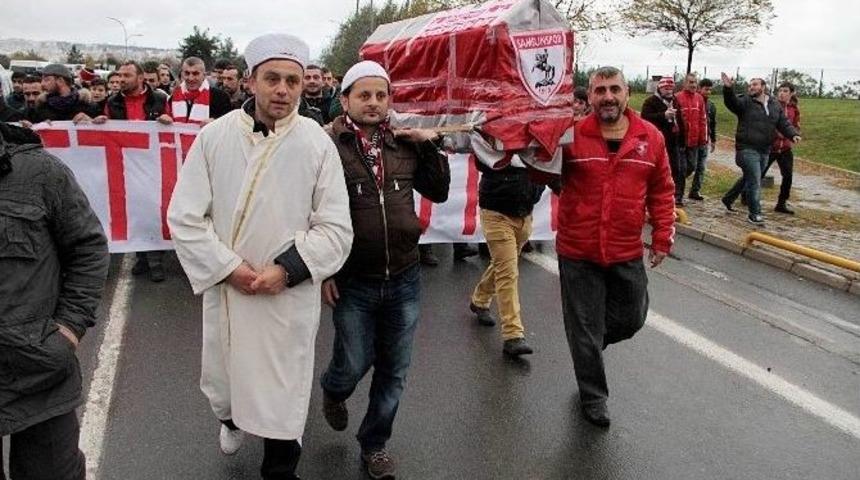 Samsunspor Taraftarlarında Tabutlu Eylem