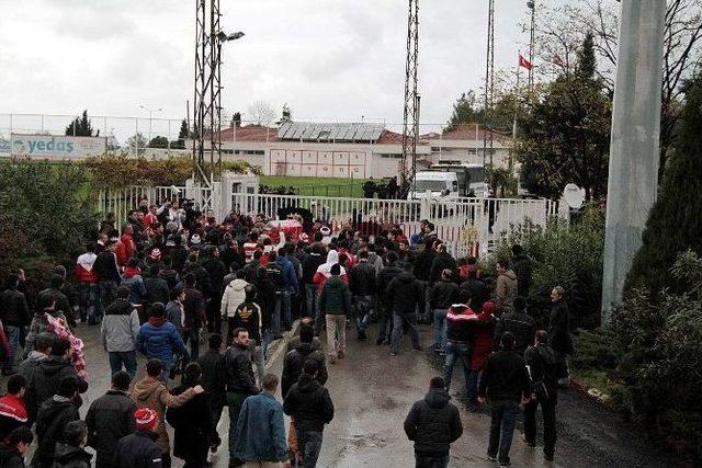 Samsunspor Taraftarlarında Tabutlu Eylem