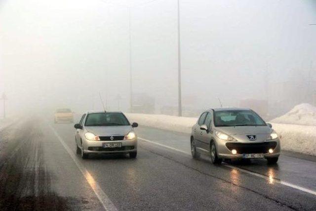 Bolu Dağı nda Sis Ulaşımı Aksatıyor 3