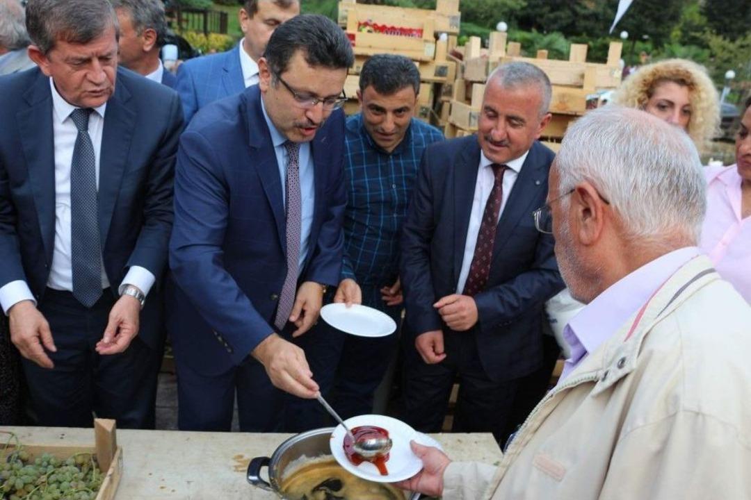 Trabzon&rsquo;da Bedava &Uuml;z&uuml;n İzdihamı