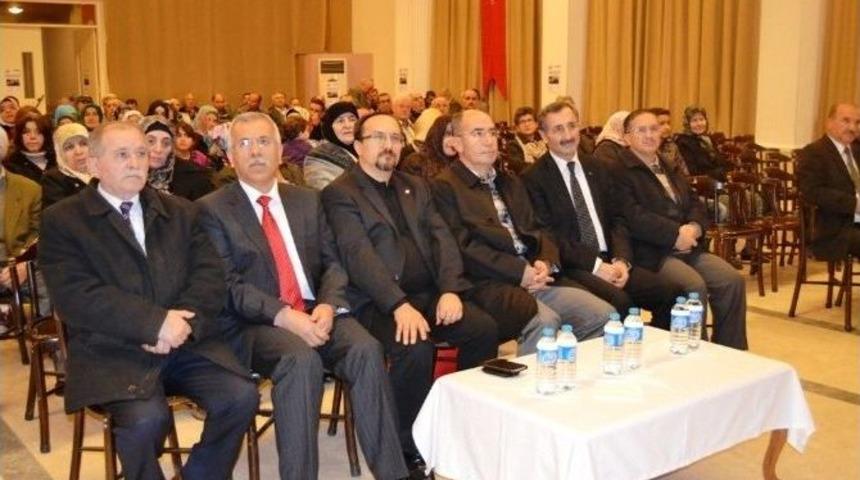 Ayvalıkta Hasan Basri &Ccedil;antay Unutulmadı