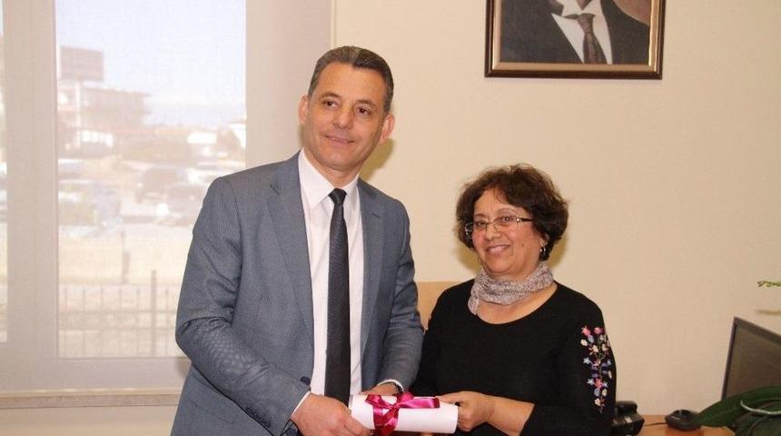 Serik Esnaf Odası Başkanı Savaş Mazbatasını Aldı