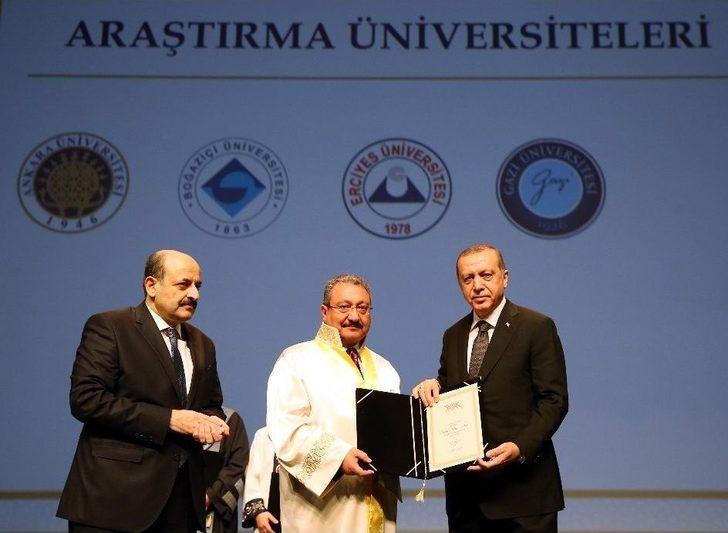 Yök Üstün Başarı Ödülleri Sahiplerini Buldu G1