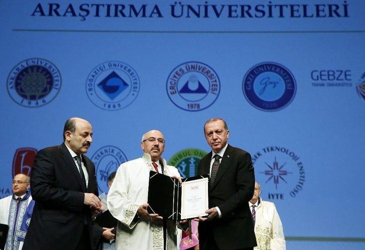 Yök Üstün Başarı Ödülleri Sahiplerini Buldu G4