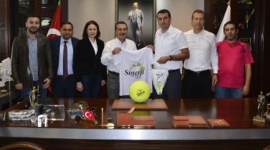 Sinerji Tenis Kulübü’nden Başkan Ataç’a Ziyaret