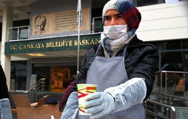 Ankara da 10 Bin Kişiye Sıcak &Ccedil;orba 3