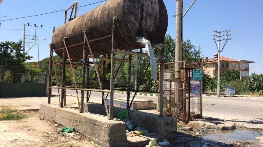 &Uuml;reticiler Zirai İla&ccedil;lamada Su Sıkıntısı &Ccedil;ekmeyecek