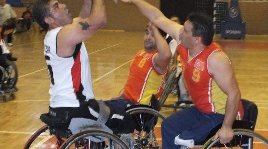 Aydınlı Engelliler, Potada Farklı Galip Geldi