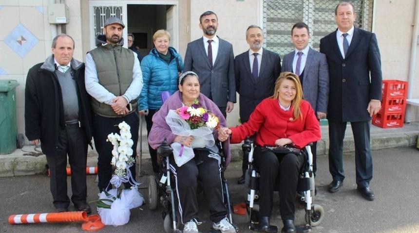 Engelli Kadını Almayan Otobüsün Sahibinin Annesi De Engelli Çıktı