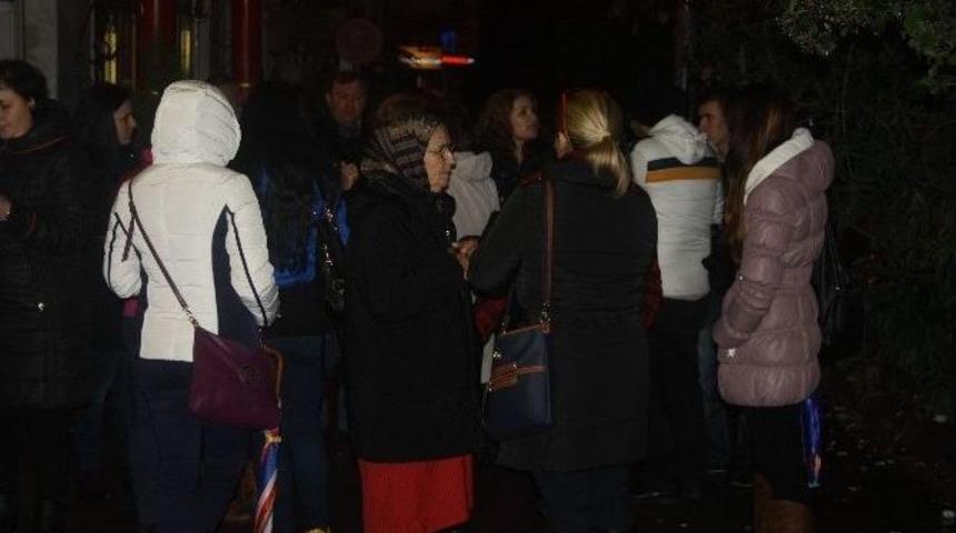 (özel Haber) Moldovalı Seçmenlerden ‘seçim’e Tepki