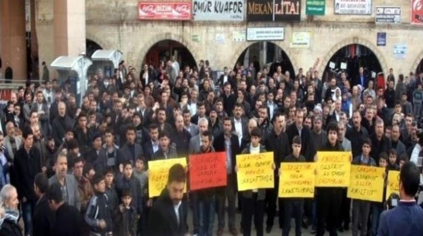 Hdp&rsquo;nin Zincire Vurulmuş &Ccedil;arşaflı Kadın Eylemine Tepki