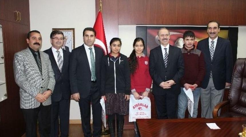 Vali B&uuml;y&uuml;kersoy, Teog Birincilerini Kabul Etti