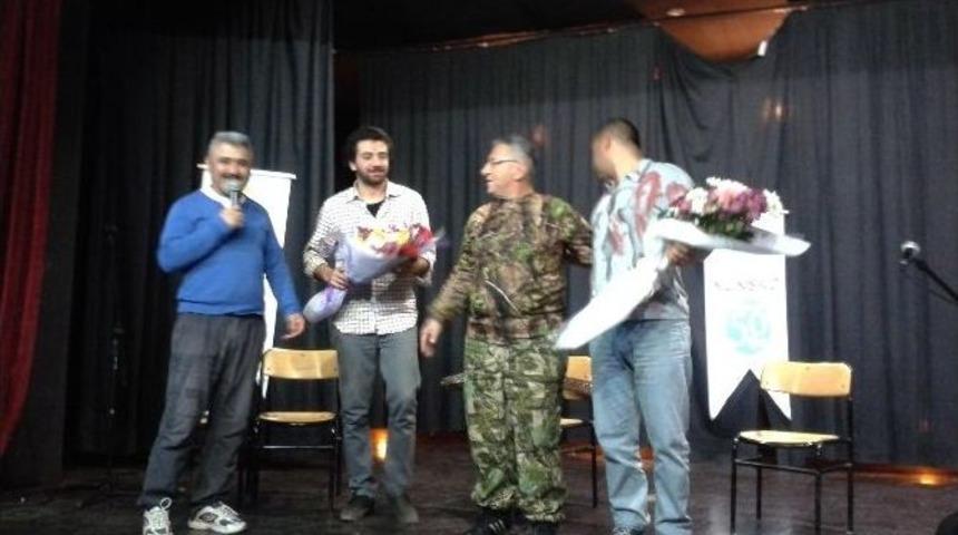 Santur Kuşadası&rsquo;nda Şiir İle Buluştu