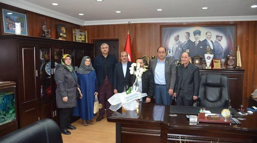 Okul M&uuml;d&uuml;rlerinden Başkan Demirtaş&rsquo;a Teşekk&uuml;r Ziyareti