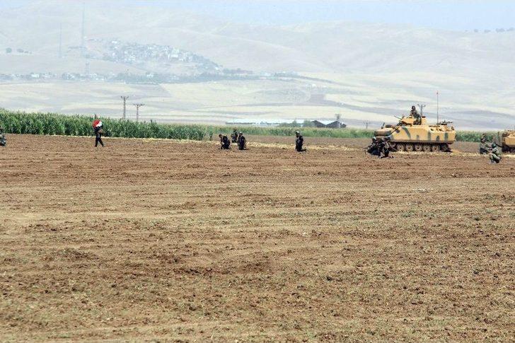 Türk Ve Irak Askerleri Tozu Dumana Kattı G4