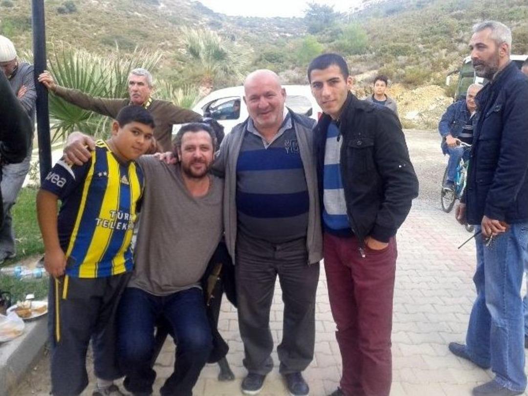 Nejat İşler, Amat&ouml;r Ma&ccedil;ta Olay &Ccedil;ıkardı