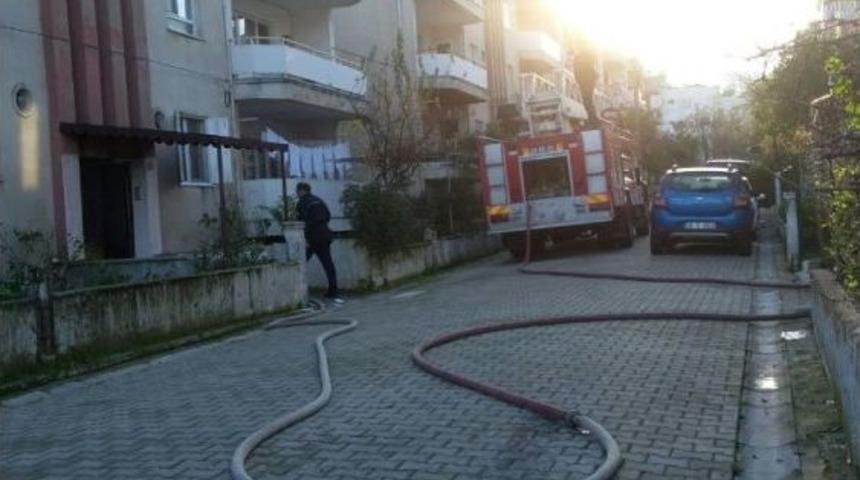 Milas&rsquo;taki Yangında Bir Evde Maddi Hasar Oluştu