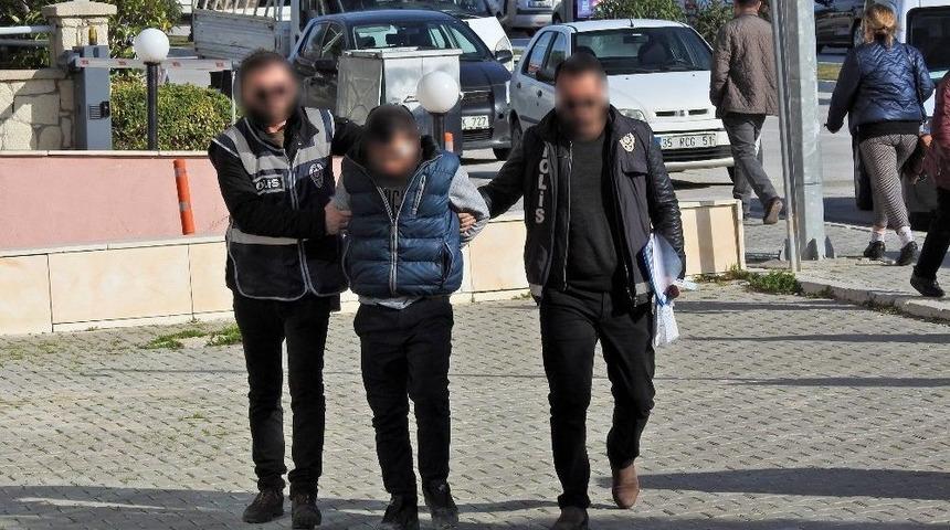 Alkoll&uuml; Şahıs Arkadaşını &Ouml;ld&uuml;rd&uuml;