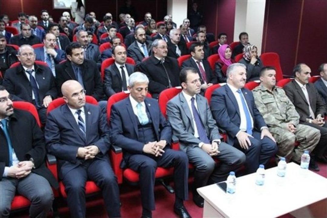 Selim&rsquo;de &lsquo;bilge Kadın G&uuml;&ccedil;l&uuml; Kadın, Masamda Hayallerimi Yazıyorum Ve Umut Işığı&rsquo; Projesi&rsquo;nin Tanıtımı Yapıldı