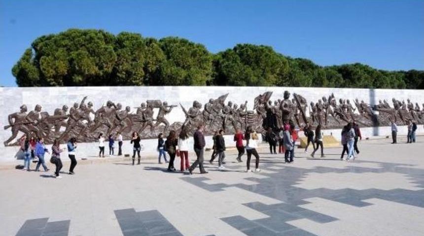 Gelibolu Yarımadası Ziyaretinde 100'nc&uuml; Yıl Yasağı