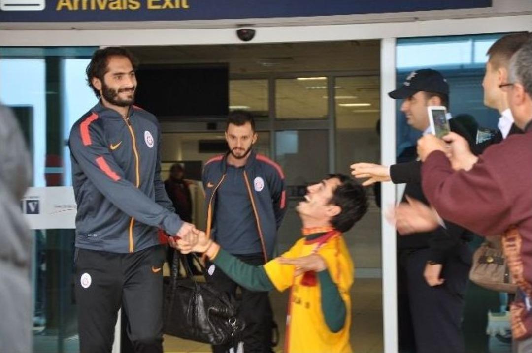 Galatasaray Alanya-gazipaşa Havalimanı&rsquo;na İndi