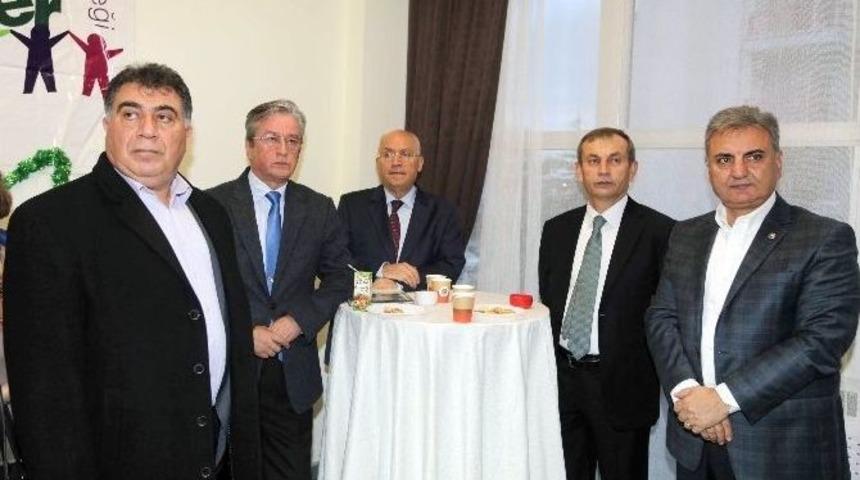 Yenimahalle Dostları Derneği&rsquo;nin 2. Kuruluş Yıld&ouml;n&uuml;m&uuml; Kutlandı