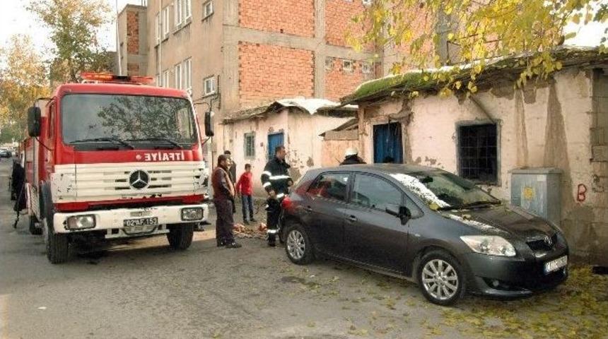 Suriyeli Ailenin Evinde Yangın &Ccedil;ıktı
