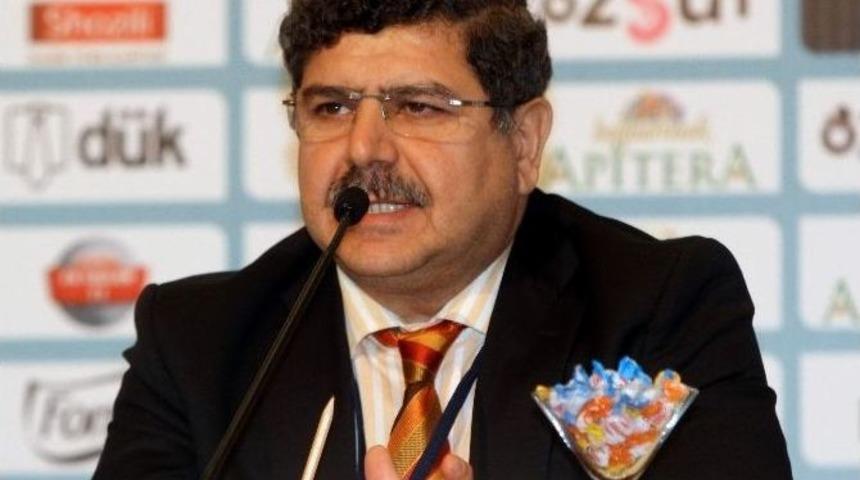 Ulusal Gazetelerin Genel Yayın Y&ouml;netmenlerinin G&ouml;z&uuml;nden Spor Medyası