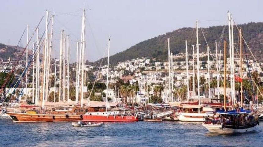 Yunan Adalarına Ticari Yat Seferleri Yasaklandı