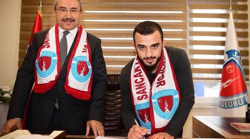 D&uuml;nya Şampiyonu Uslu, Sancaktepe İle S&ouml;zleşme İmzaladı