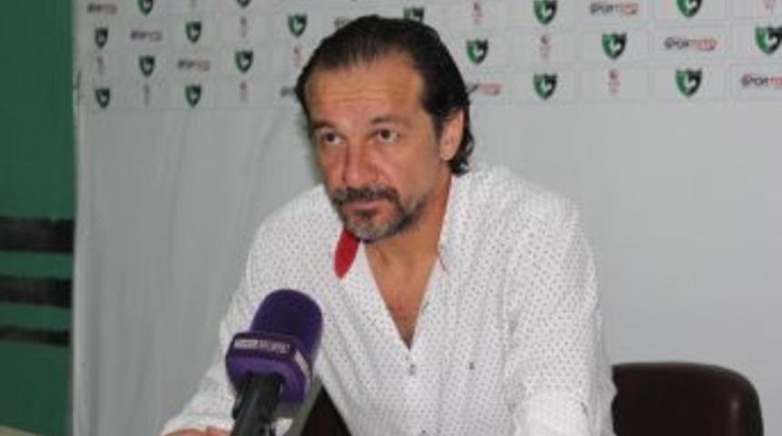 Denizlispor, Yusuf Şimşek&rsquo;in S&ouml;zleşmesini Feshetti