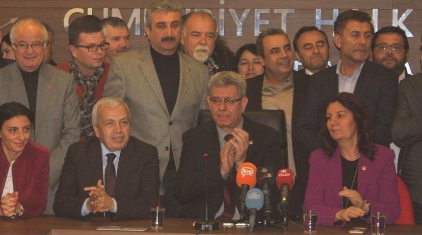 Akkuş: "chp İktidar Olacağım Diyor, Fakat Akşam Hepimiz Yatağa Giriyoruz"
