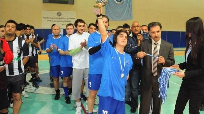 Yıldız Teknik &Uuml;niversitesi &ldquo;engel Yok&rdquo; Diyecek