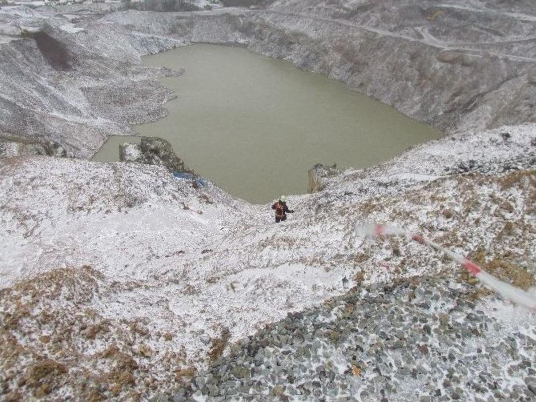 (&ouml;zel Haber) Kahraman İş&ccedil;i G&ouml;lete D&uuml;şen Karacayı Kurtardı