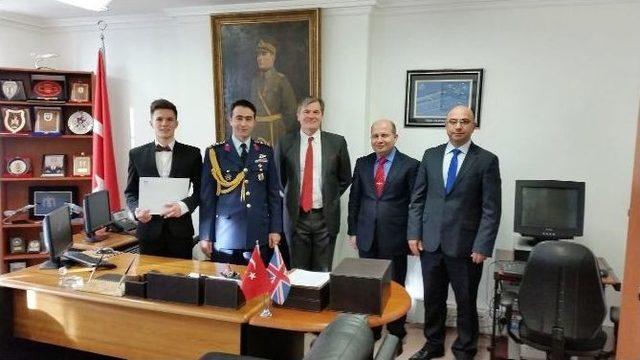 Genelkurmay&rsquo;dan İngiliz Gence Teşekk&uuml;r 1