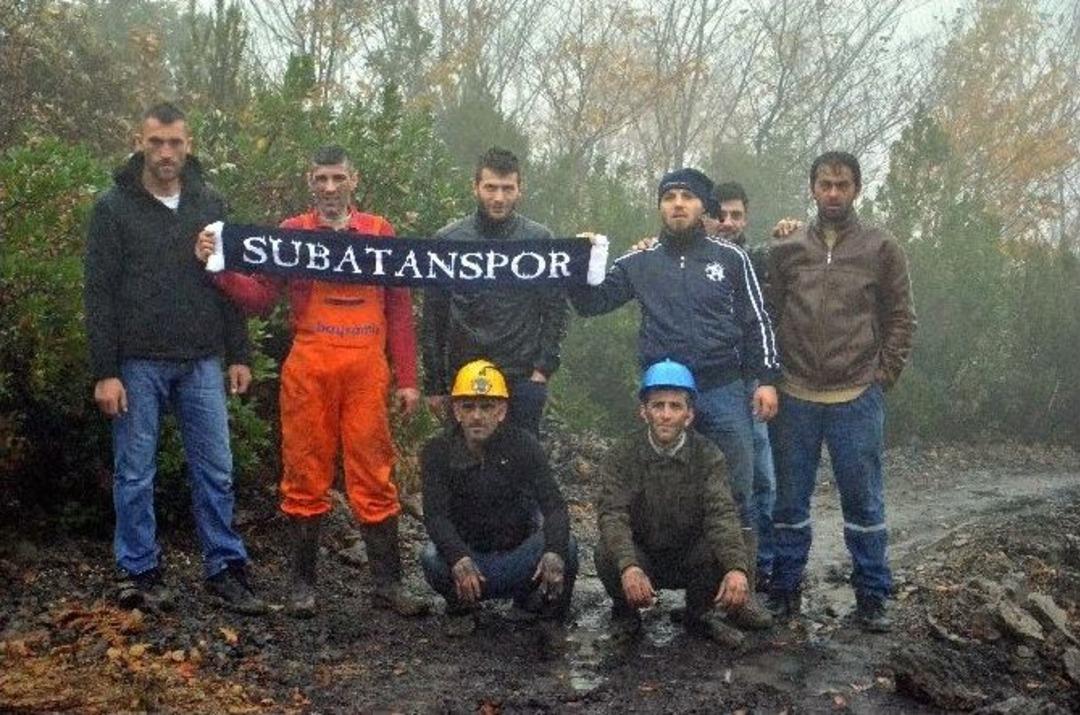 (&ouml;zel Haber) Maden Ocağında Biten Mesai Yeşil Sahada Devam Ediyor