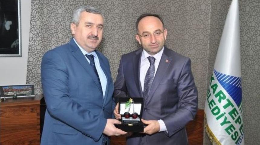 Başkan &Uuml;z&uuml;lmez, Baran&rsquo;ı Ağırladı