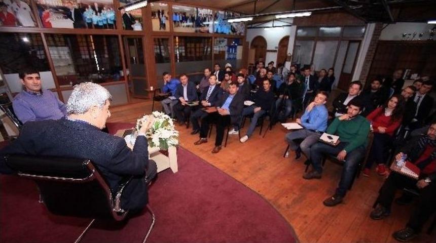 Başkan Karaosmanoğlu Siyaset Okulu&rsquo;nu Ziyaret Etti