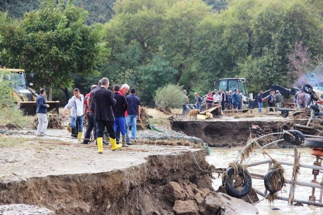 Selde Mahsur Kalan 13 Kişi Afad Tarafından Kurtarıldı