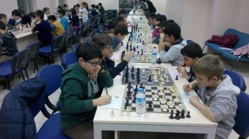 Bartın&rsquo;da Satran&ccedil; Turnuvası D&uuml;zenlendi