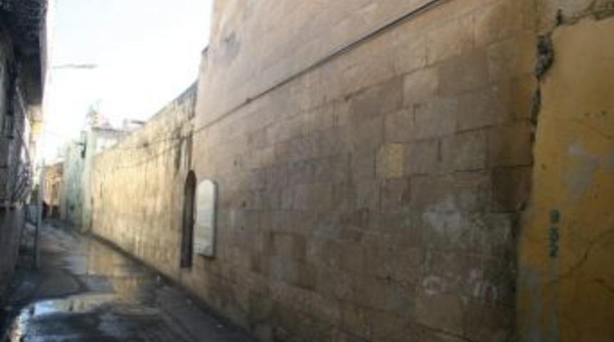 Kilis&rsquo;te 57 Yıldır Kapısı A&ccedil;ılmayan Sinagog