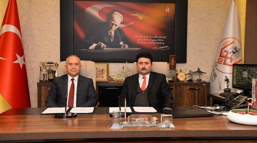 Okuyan &Ouml;ğrenciye Bisiklet