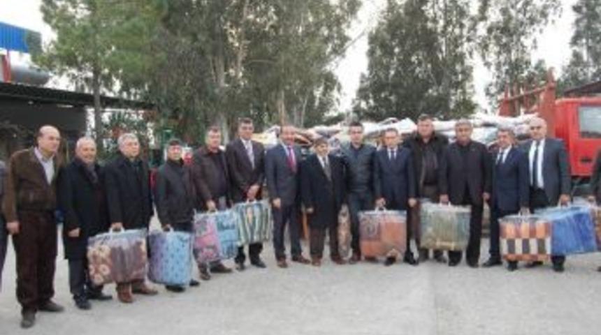 Suriyeli Sığınmacılara Battaniye Yardımı