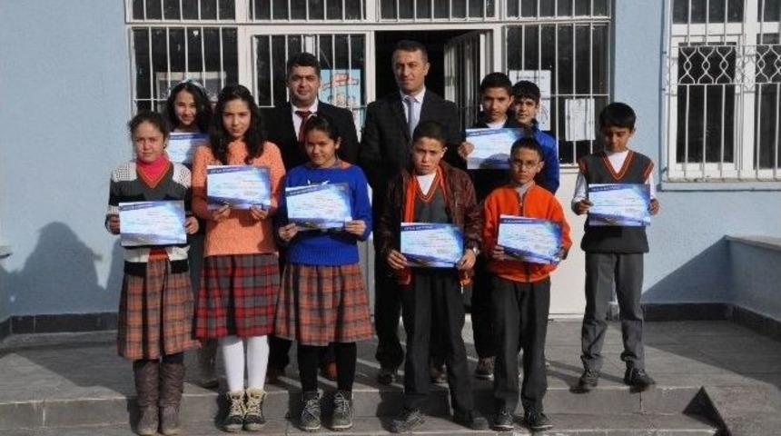 Yerk&ouml;y&rsquo;de 63 &Ouml;ğrenciye Uluslar Arası Bilim Temelleri Bilgi Yarışması Katılım Sertifikası Verildi